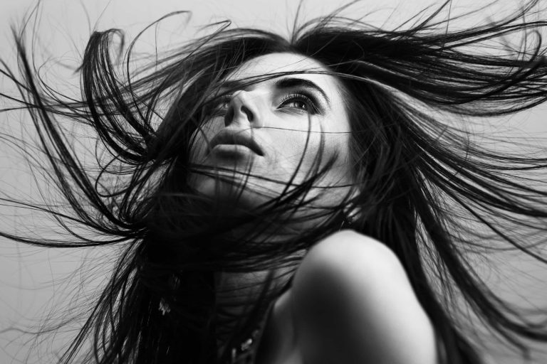 vento tra i capelli